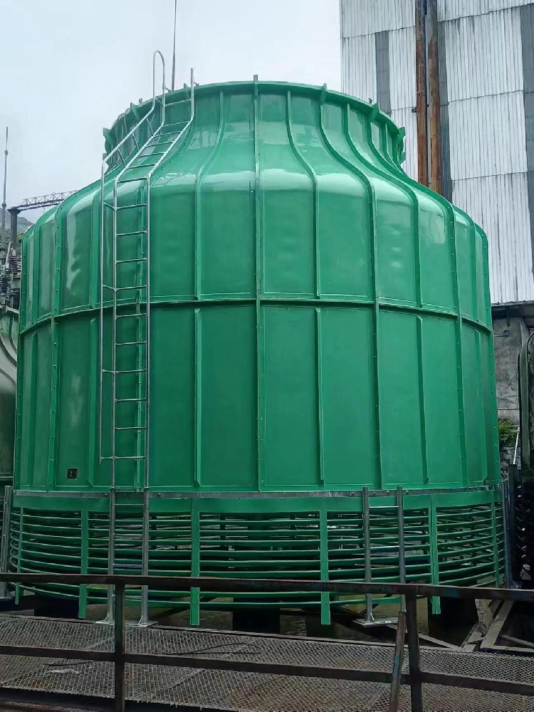 阿坝嘉信硅业圆形喷雾式600吨冷却塔1台